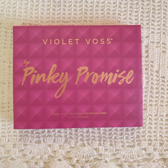 Violet Voss Pinky Promise palette - Picture 3 of 5